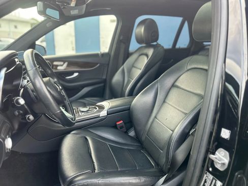 Used 2019 Mercedes-Benz GLC 300 image 29