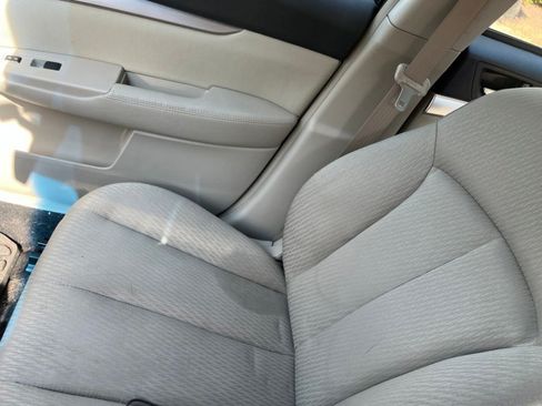 Used 2010 Subaru Legacy 2.5i Premium AWD/4WD image 14