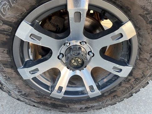 Used 2016 Chevrolet Silverado 1500 LT w/ All Star Edition image 8