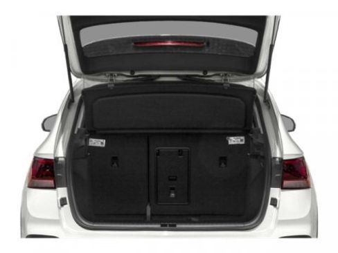 Used 2023 Volkswagen Taos SE w/ Panoramic Sunroof Package FWD image 11