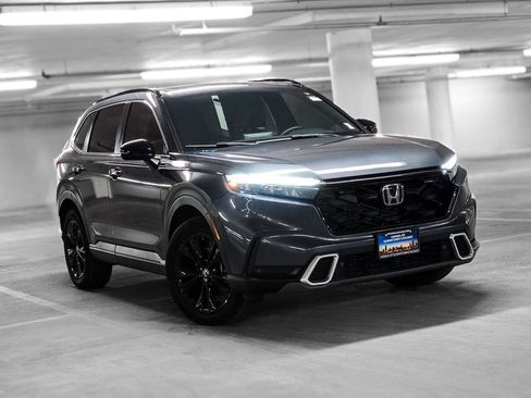 Used 2023 Honda CR-V Sport Touring image 4