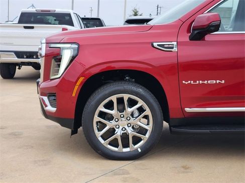 New 2026 GMC Yukon XL Elevation w/ LPO, Floor Liner Package image 8