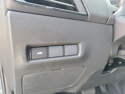 New 2026 Nissan Sentra SV FWD image 19