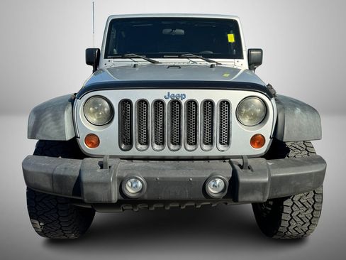 Used 2011 Jeep Wrangler Unlimited Sport image 9