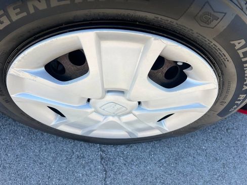 Used 2013 Honda Fit image 34