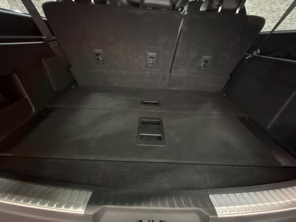 Used 2019 Lincoln Navigator L Reserve w/ Cargo Package AWD/4WD image 9
