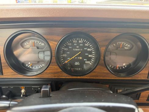 Used 1993 Dodge D/W Truck 350 AWD/4WD image 36