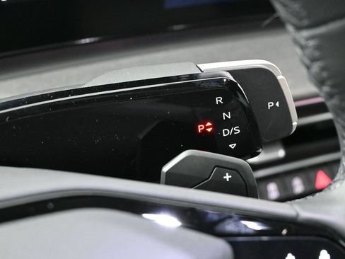 New 2026 Audi Q3 quattro 2.0T AWD/4WD image 18