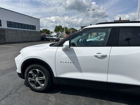Used 2023 Chevrolet Blazer LT w/ Convenience Package AWD/4WD image 3