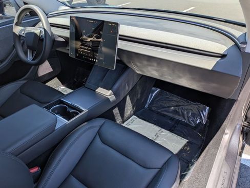 Used 2024 Tesla Model 3 RWD image 22