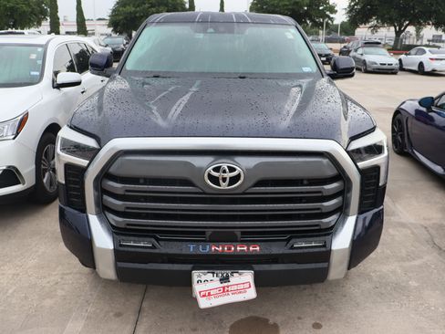 Used 2022 Toyota Tundra Limited w/ Power Package RWD image 3