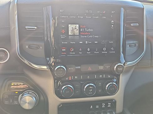 Used 2020 RAM 1500 Laramie image 19