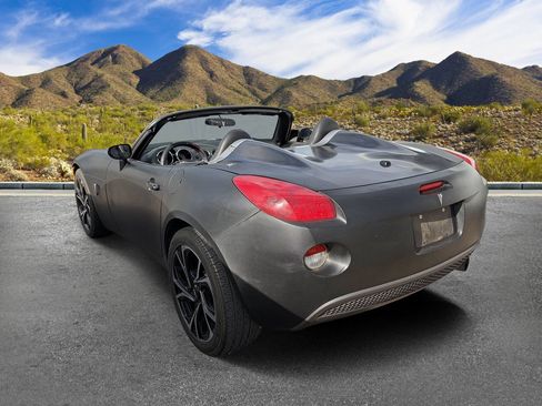 Used 2007 Pontiac Solstice Convertible w/ Premium Package RWD image 5