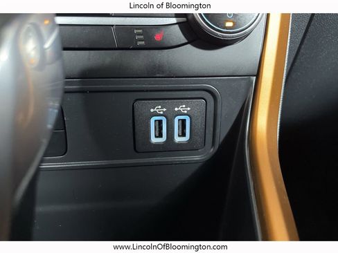 Used 2021 Ford EcoSport SE w/ SE Appearance Package image 31