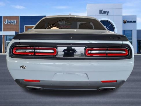 Used 2022 Dodge Challenger SRT Hellcat Redeye RWD image 3