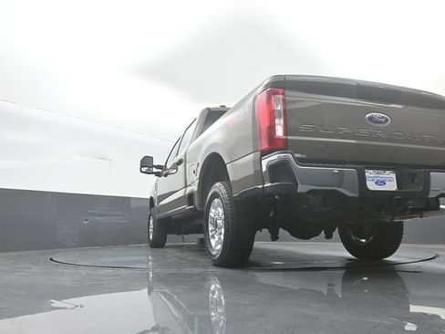 New 2026 Ford F250 XLT w/ FX4 Off-Road Package AWD/4WD image 35