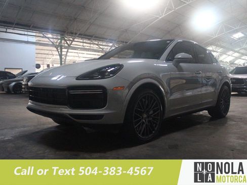 Used 2020 Porsche Cayenne Turbo image 1