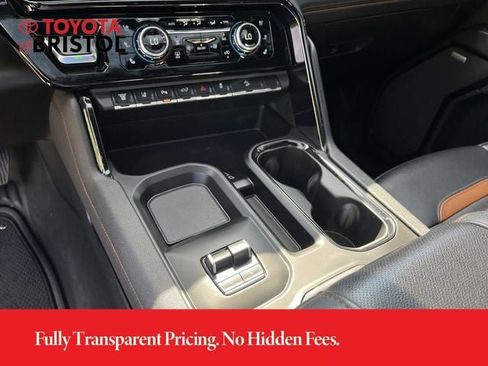 Used 2024 GMC Sierra 2500 AT4 w/ AT4 Premium Plus Package AWD/4WD image 33