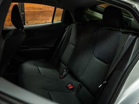 Used 2024 Toyota Prius LE image 10