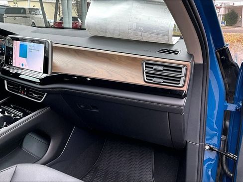 New 2026 Volkswagen Atlas SE image 16