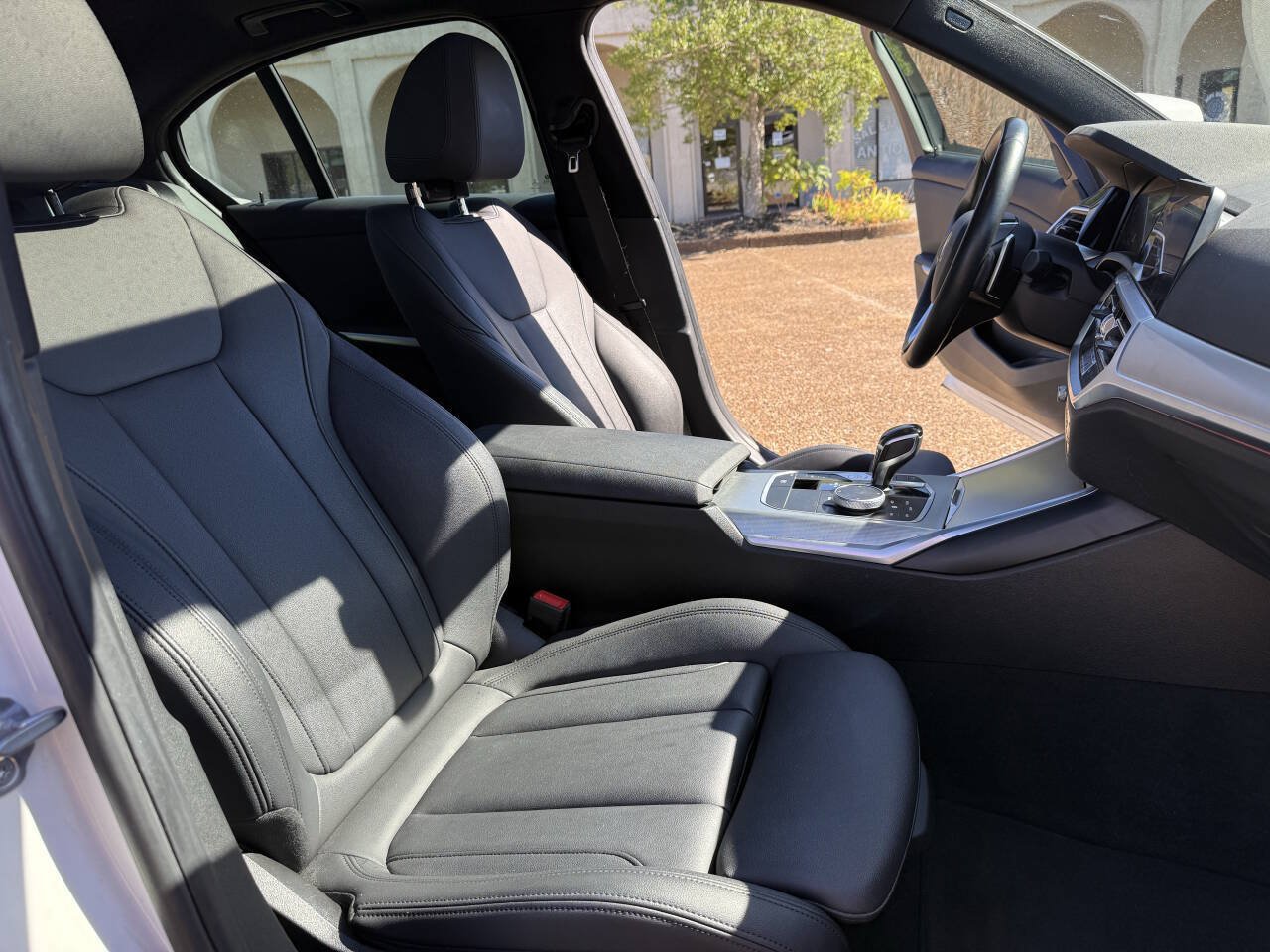 Used 2020 BMW 330i w/ Convenience Package RWD image 16