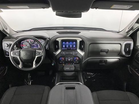 Certified 2022 Chevrolet Silverado 1500 RST w/ Redline Edition AWD/4WD image 15