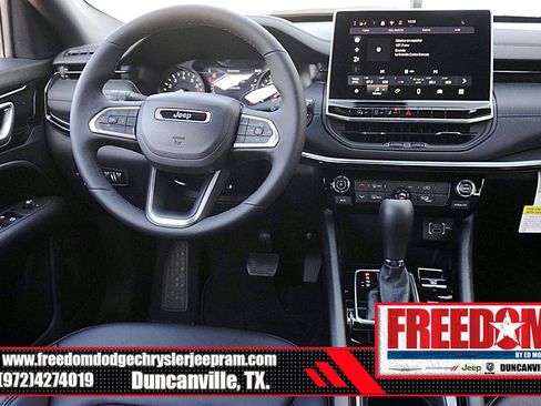 New 2026 Jeep Compass Latitude AWD/4WD image 17