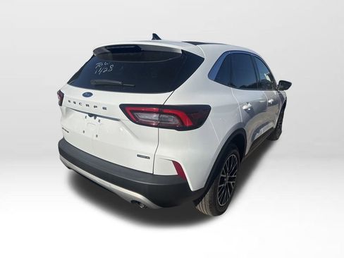 Used 2023 Ford Escape Active image 5