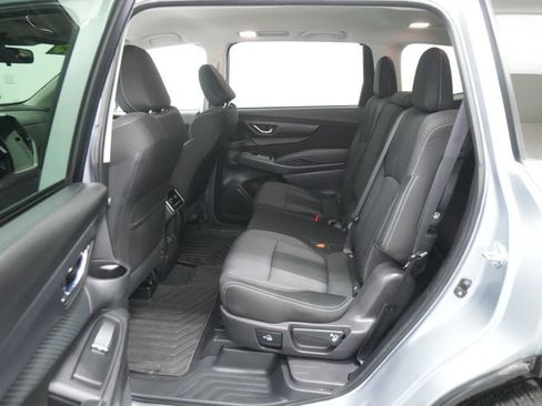 Used 2023 Subaru Ascent Premium AWD/4WD image 18