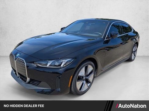 Used 2025 BMW i4 eDrive40 RWD image 1