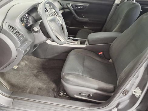 Used 2015 Nissan Altima 2.5 S w/ Power Driver Seat Package FWD image 13