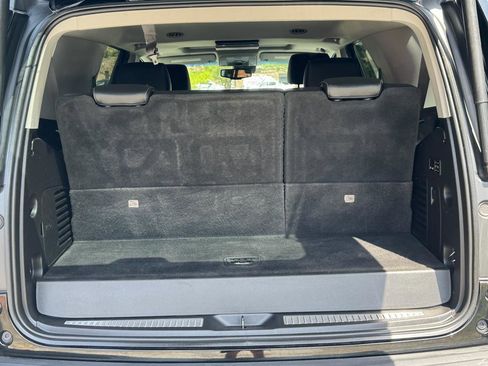 Used 2018 Chevrolet Tahoe LT AWD/4WD image 16