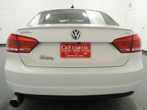 Used 2015 Volkswagen Passat 1.8T Limited Edition FWD image 7