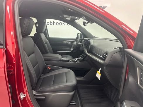 New 2026 Chevrolet Traverse LT w/ Driver Confidence Package FWD image 33