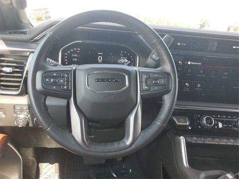Certified 2024 GMC Sierra 2500 Denali Ultimate w/ Max Trailering Package image 11