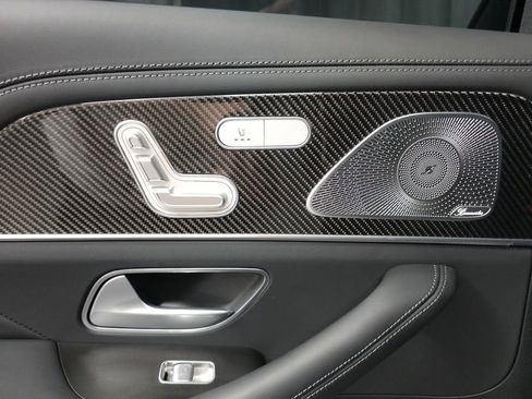 Used 2024 Mercedes-Benz GLS 63 AMG 4MATIC image 28