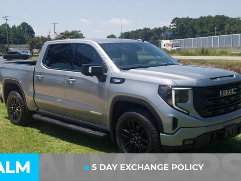 Used 2025 GMC Sierra 1500 Elevation w/ Elevation Premium Package AWD/4WD image 3