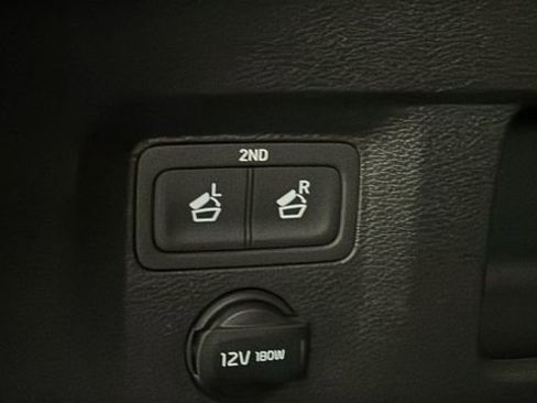 Used 2024 Kia Telluride EX w/ EX Captain's Chair Package AWD/4WD image 29