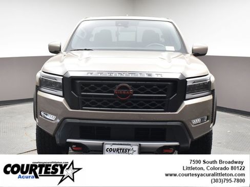 Used 2024 Nissan Frontier PRO-4X w/ Technology Package image 2