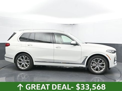 Used 2022 BMW X7 xDrive40i w/ Executive Package image 12