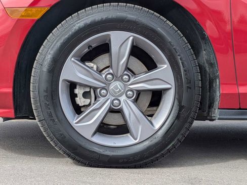 Certified 2023 Honda Odyssey EX image 13