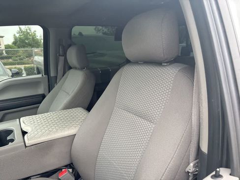 Used 2019 Ford F150 XLT w/ Equipment Group 302A Luxury RWD image 4