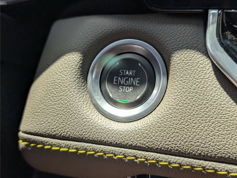 Used 2024 Chevrolet Colorado ZR2 w/ ZR2 Convenience Package III AWD/4WD image 26