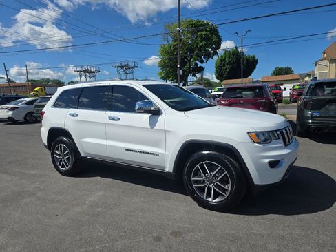 Used 2021 Jeep Grand Cherokee Limited AWD/4WD image 6