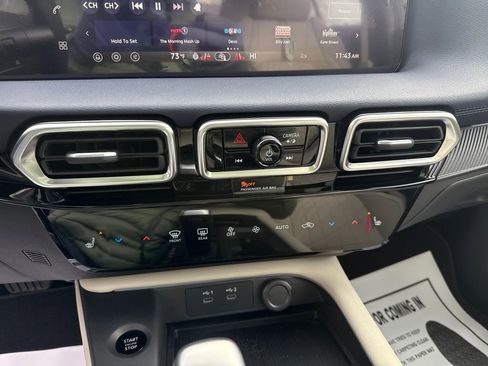 New 2026 Nissan Sentra SL w/ Floor Mat Package FWD image 18