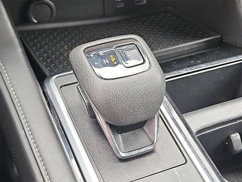 Certified 2022 Nissan Pathfinder SL image 16