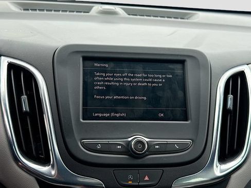 Used 2023 Chevrolet Equinox LS FWD image 14