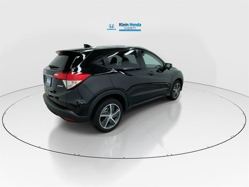 Used 2022 Honda HR-V EX image 2