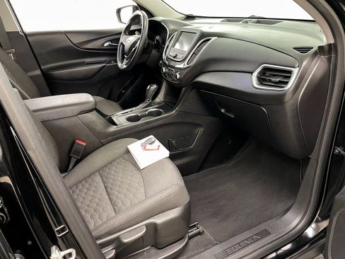 Certified 2018 Chevrolet Equinox LT image 36