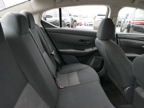 Used 2024 Nissan Sentra SV FWD image 23